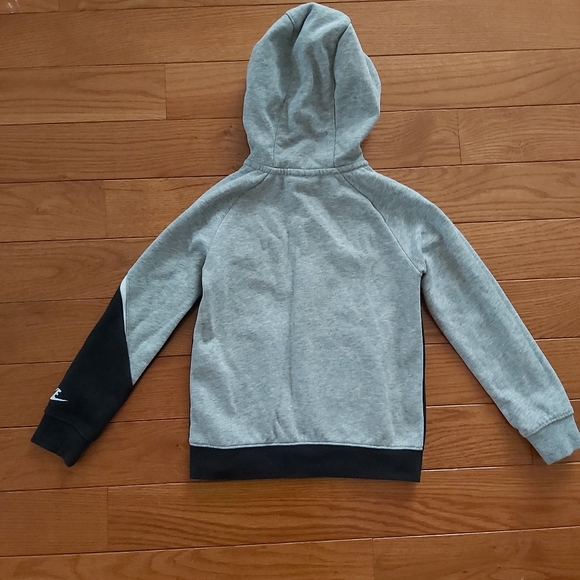 Nike cute boys sweatshirts - Picture 2 of 2
